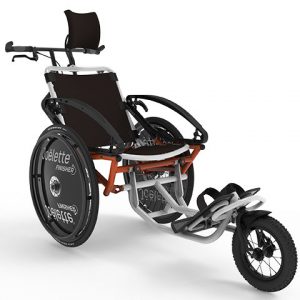 Front left view of the Joelette Finisher 3D Slider - Adjustable single-ski attachment for all-terrain wheelchairs, allowing for snow sports participation.